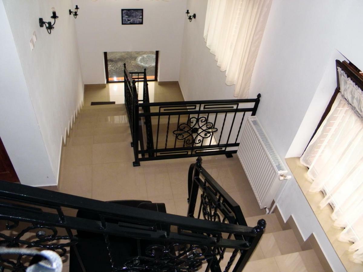 Pensiunea Platinum Târgu Jiu Dış mekan fotoğraf