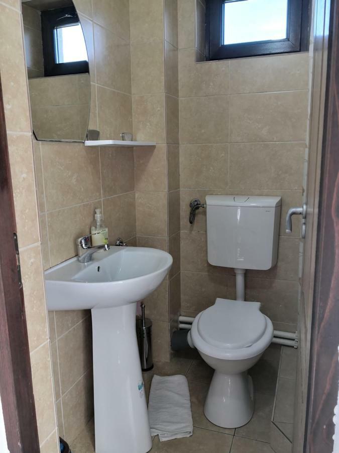 Pensiunea Platinum Târgu Jiu Dış mekan fotoğraf